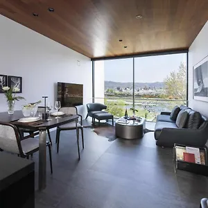 Kamo Residences By Reflections ホテル